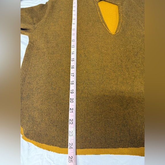 Urban Outfitters Mustard V-Neck Sweater - Picture 8 of 8